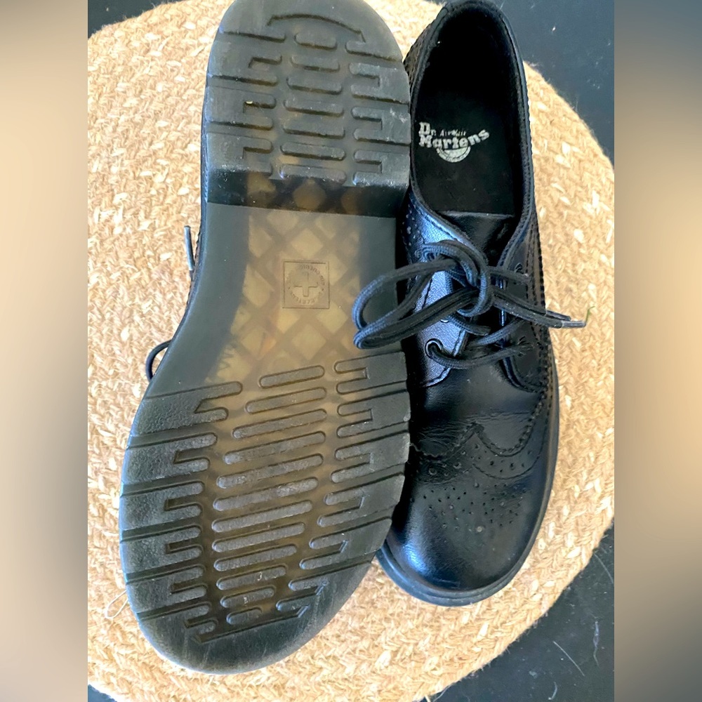 Dr. Martens Brogue 3989 Shoes Size 4